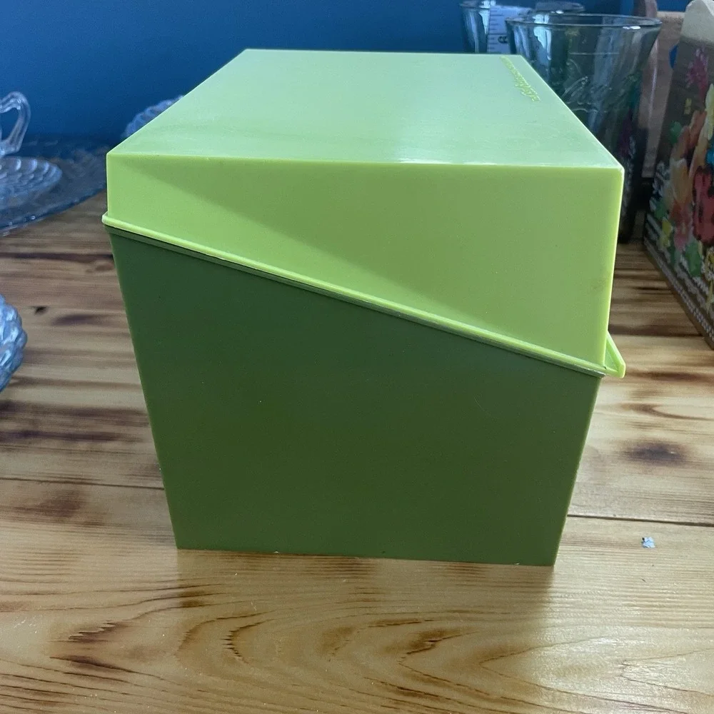 1971 Betty Crocker Recipe Card Library Box, Avocado Two-Tone  Cooking Storage